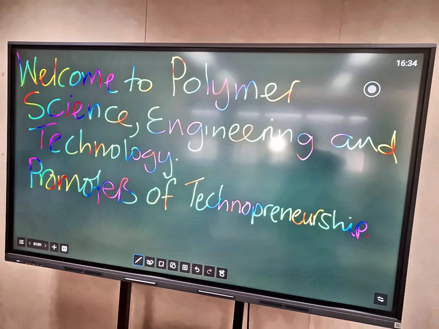 Interactive teaching in Polymer Science, Engineering and Technology